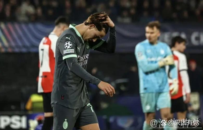 “欧冠奇景！巴萨因乌龙球逆转：掩面倒地，8万球迷震惊”