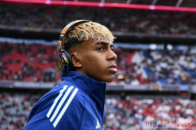 德拉富恩特:曾称亚马尔为天才的人,如今却率先批评他 德拉富恩特:曾称亚马尔为天才的人,如今却率先批评他