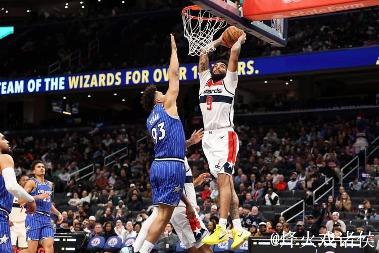 麦科勒姆27分萨尔23+8 奇才主场战胜魔术 麦科勒姆27分萨尔23+8 奇才主场战胜魔术